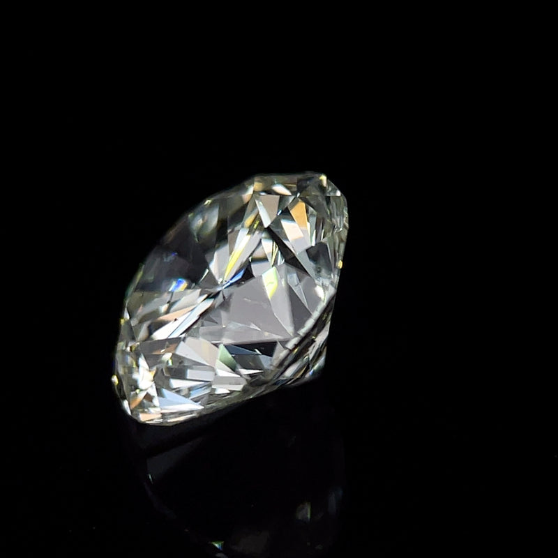 2.69 carat round brilliant natural diamond, I color, SI2 clarity, GIA