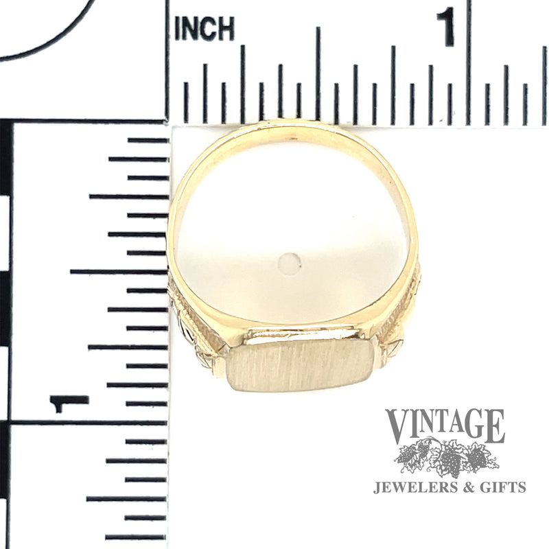 Vintage deco 10ky gold signet ring scale