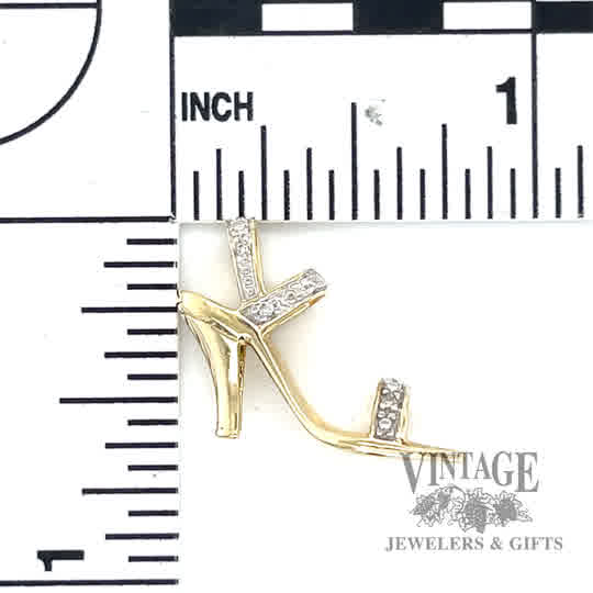 Heal with Diamonds 10k gold pendant  size and scale