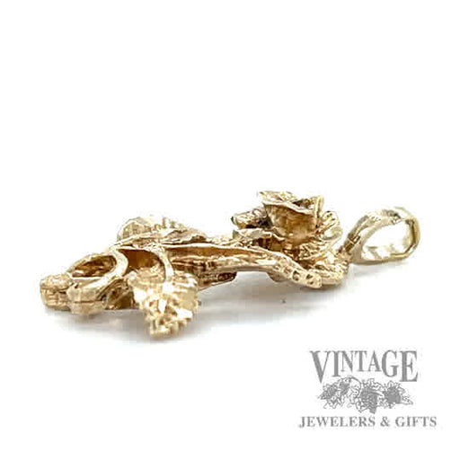 Rose 12k gold pendant  side