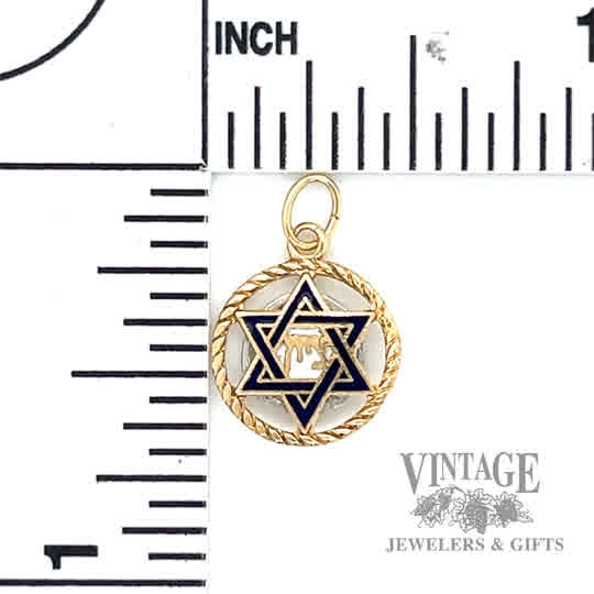 Star of David 13k gold pendant  size and scale