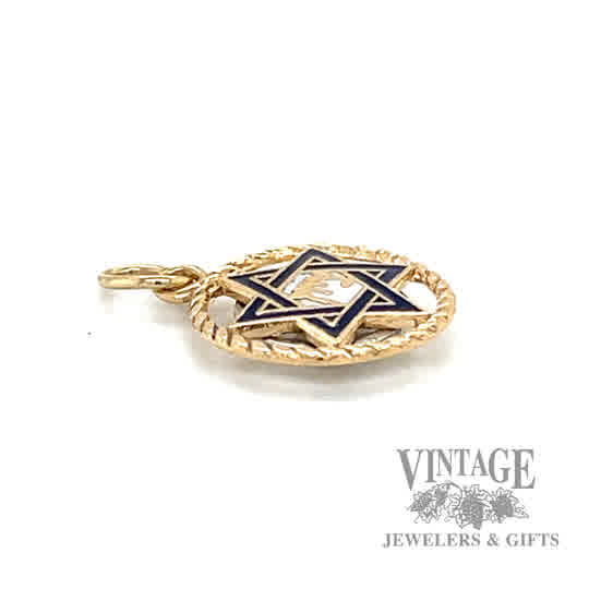 Star of David 13k gold pendant side