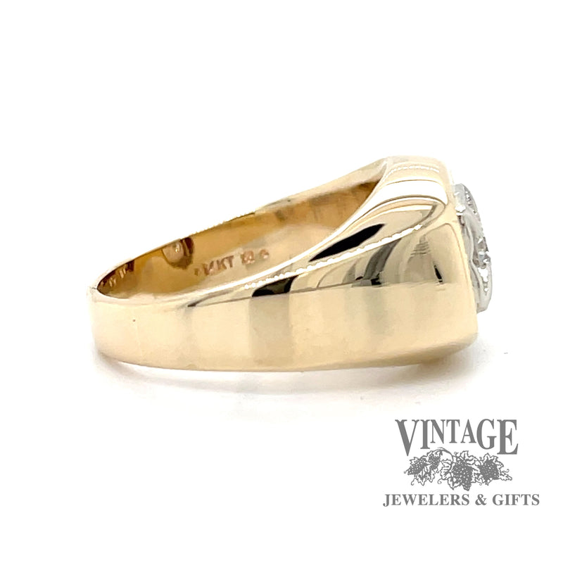 Diamond illusion head 14k gold signet ring side