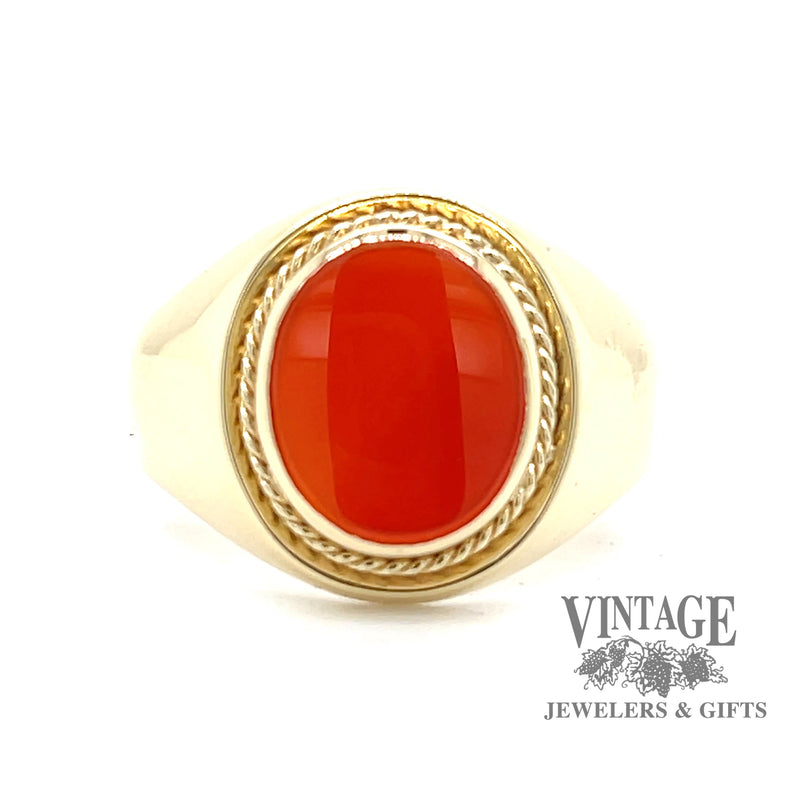 Carnelian 18ky gold ring