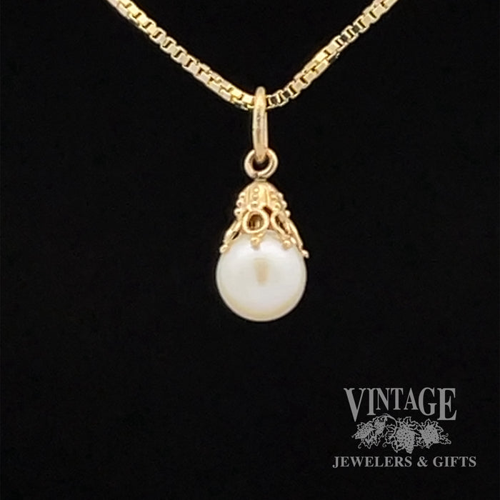 14k dainty pearl pendant/charm front