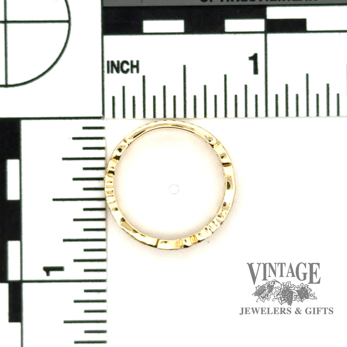 Filigree 14ky gold diamond scroll ring scale