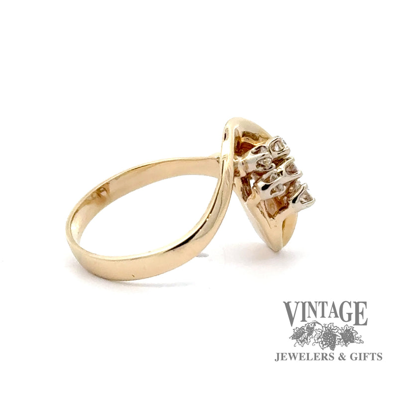 Freeform 1.05ctw diamond 14ky cluster ring