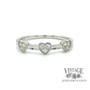 Diamond set heart pattern 14kw gold ring