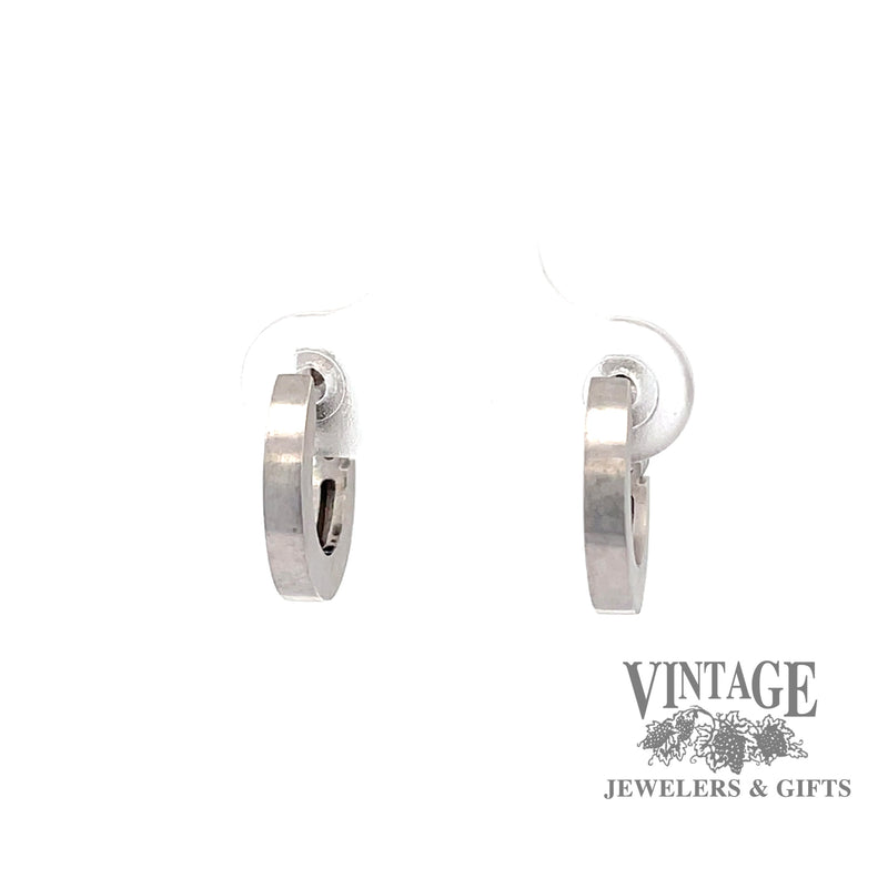 Contemporary 18kw gold and diamond clip earrings back