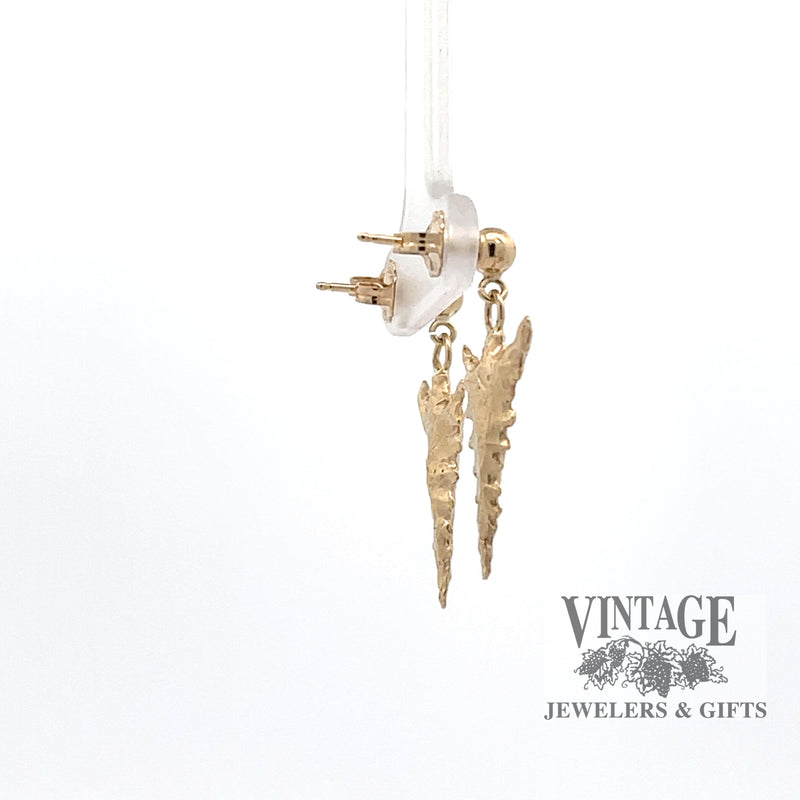 Arrowhead 14k gold drop earrings side