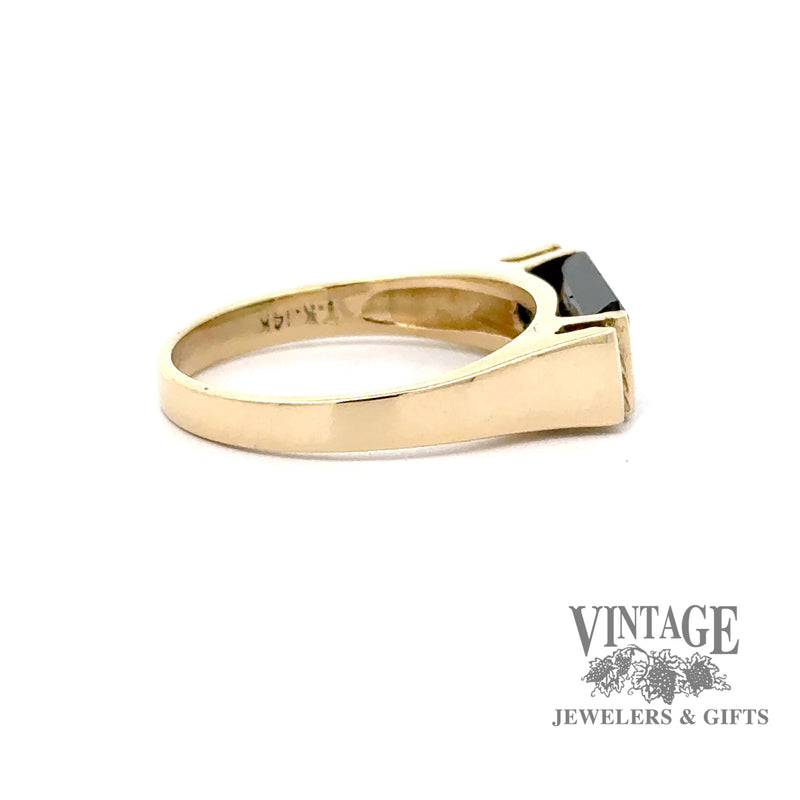 14ky gold 1.75ct green tourmaline and diamond ring, side view