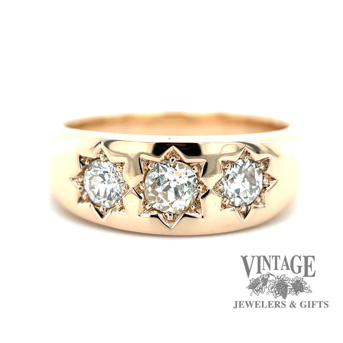 70 CTW Antique diamond three stone 14kr gold ring — Vintage