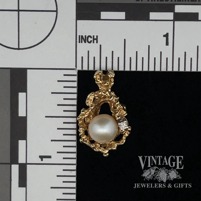 14k Nugget style Pearl and Diamond pendant scale