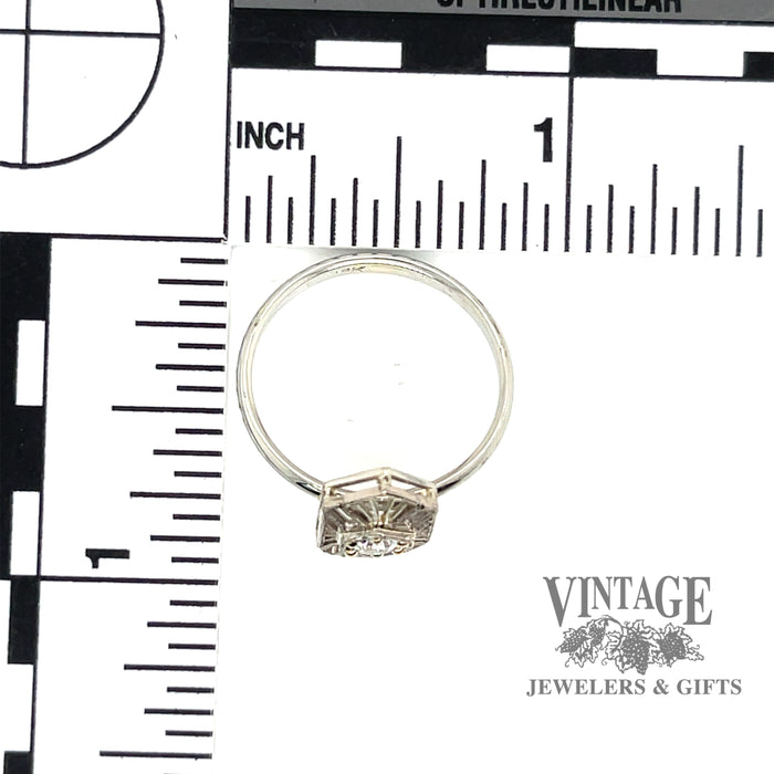 Vintage Hexagonal Ring in 18k White Gold SCALE