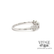 Diamond set heart pattern 14kw gold ring side