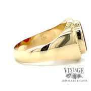 Carnelian 18ky gold ring side