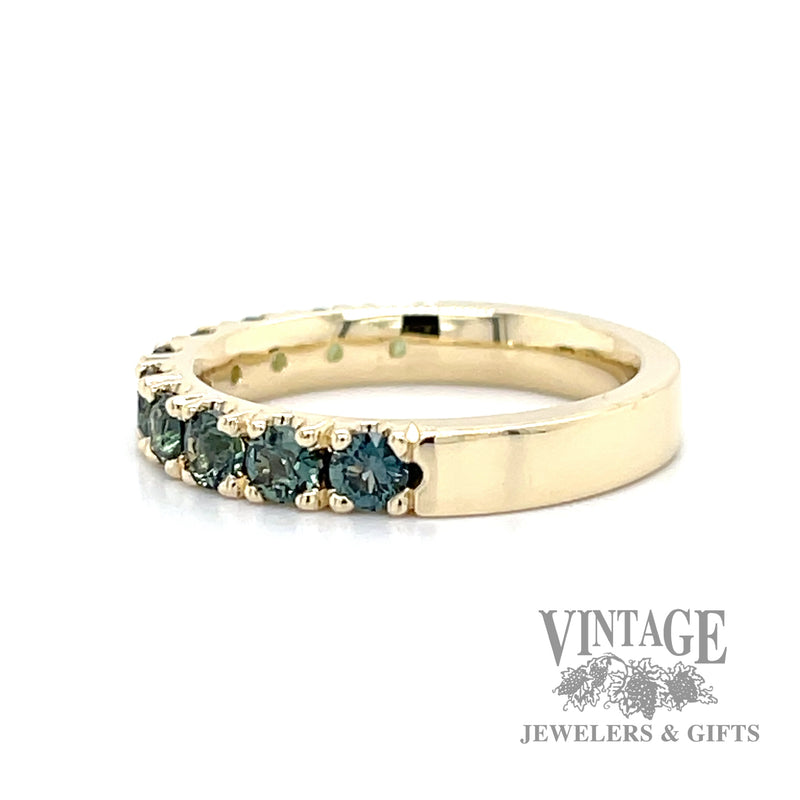 Ombré gradiant green/teal sapphire 14k gold ring band.