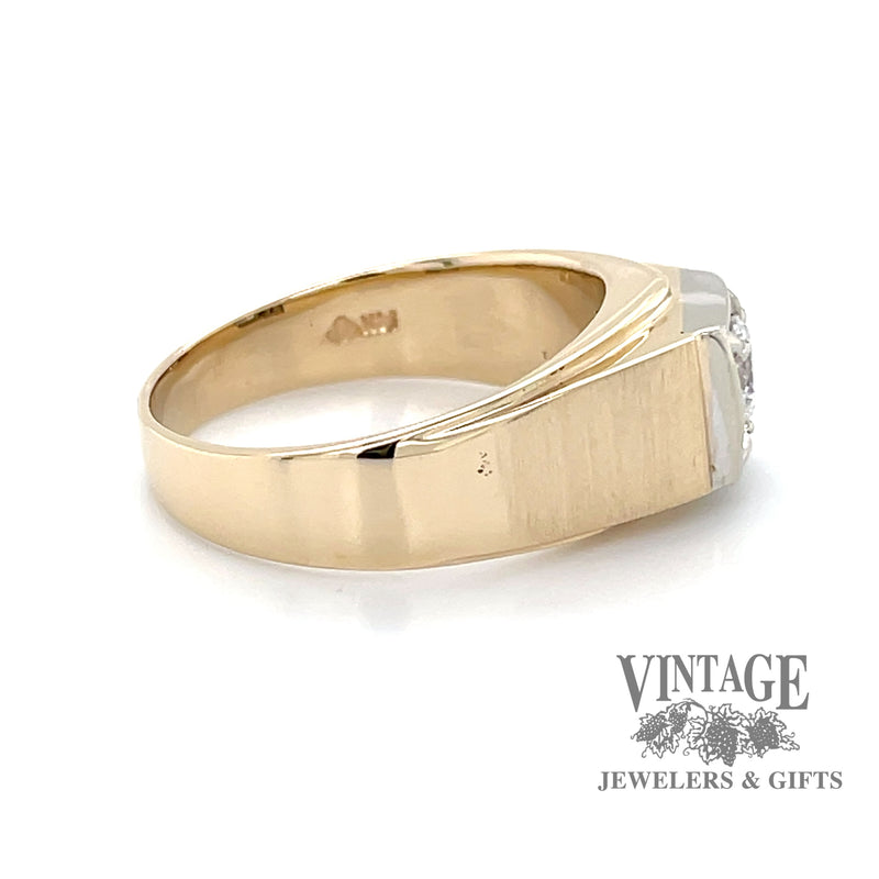 Diamond illusion 14ky gold ring side