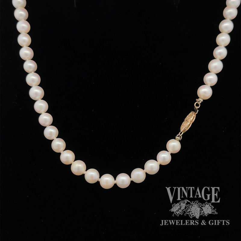36” white 7mm pearl strand