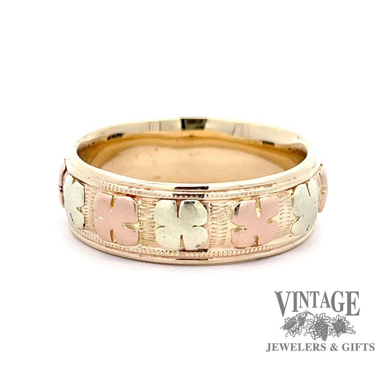 Four leaf clover lucky 14k gold ring