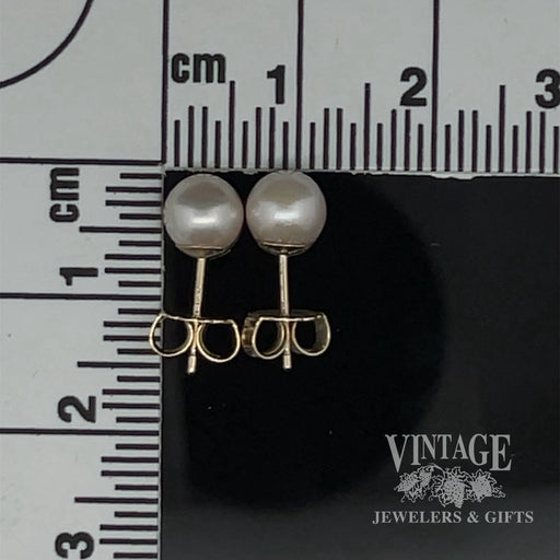6 mm 14k gold akoya pearl stud earrings scale