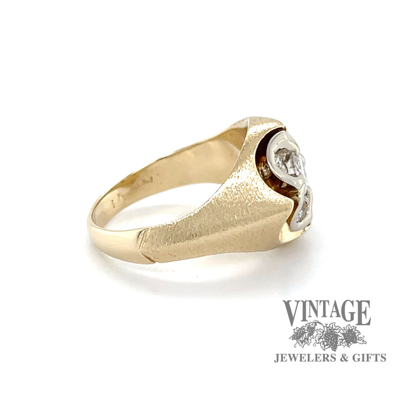 Diamond cluster 14ky gold ring