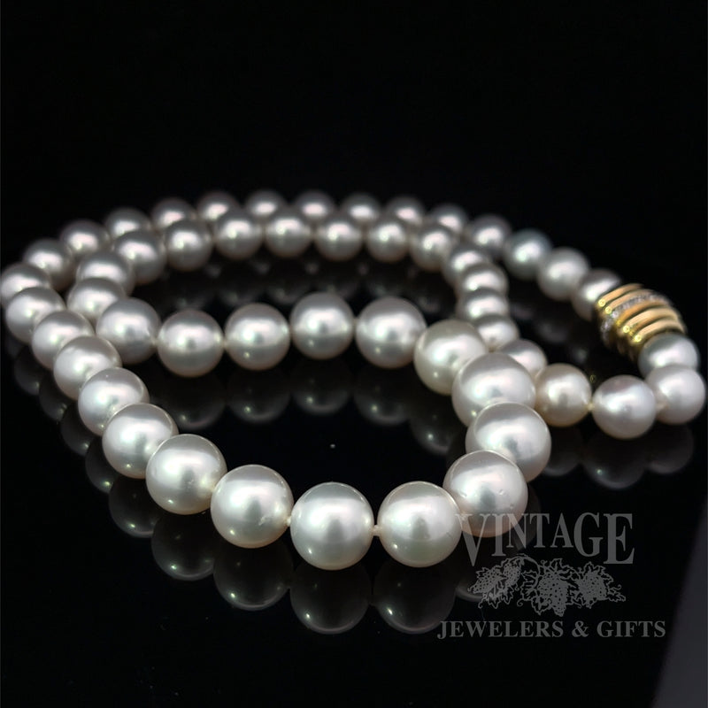 20" graduated 9-12 mm white/pink South Sea pearl necklace