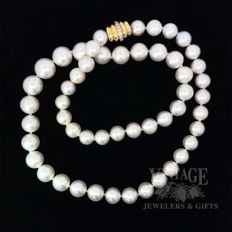20" graduated 9-12 mm white/pink South Sea pearl necklace
