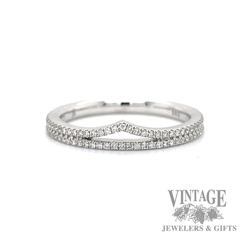 Two line pointed and straight 14k white gold diamond ring band top