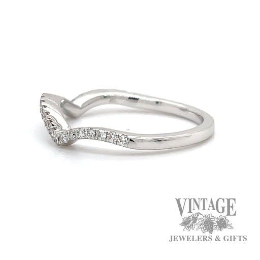 Diamond arches 18k white gold ring band side