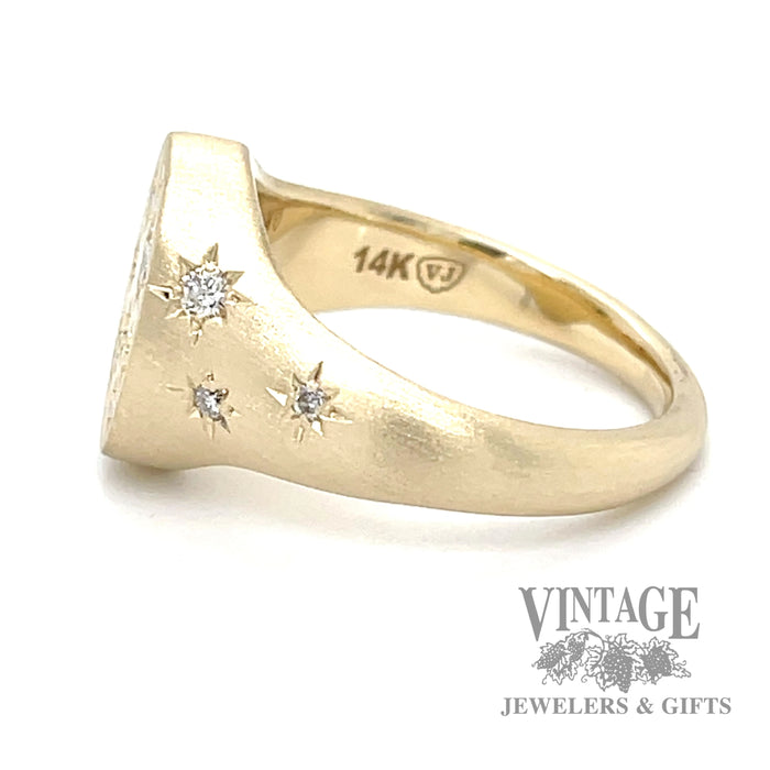 Diamond accent star signet ring Side