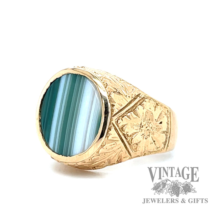 etched leaf design 14k yellow gold ring with agate front side