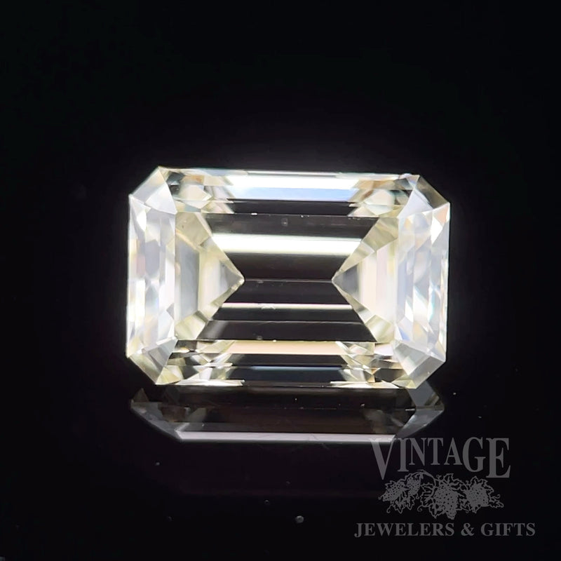 1.7 Carat U/V Color VS2 Clarity Emerald Cut Natural