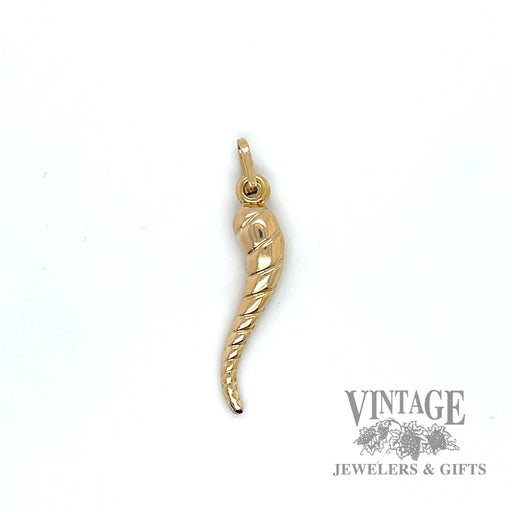 15k yellow gold twisted Italian horn charm