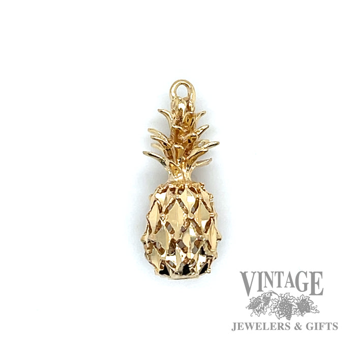 Pineapple 14k yellow gold charm