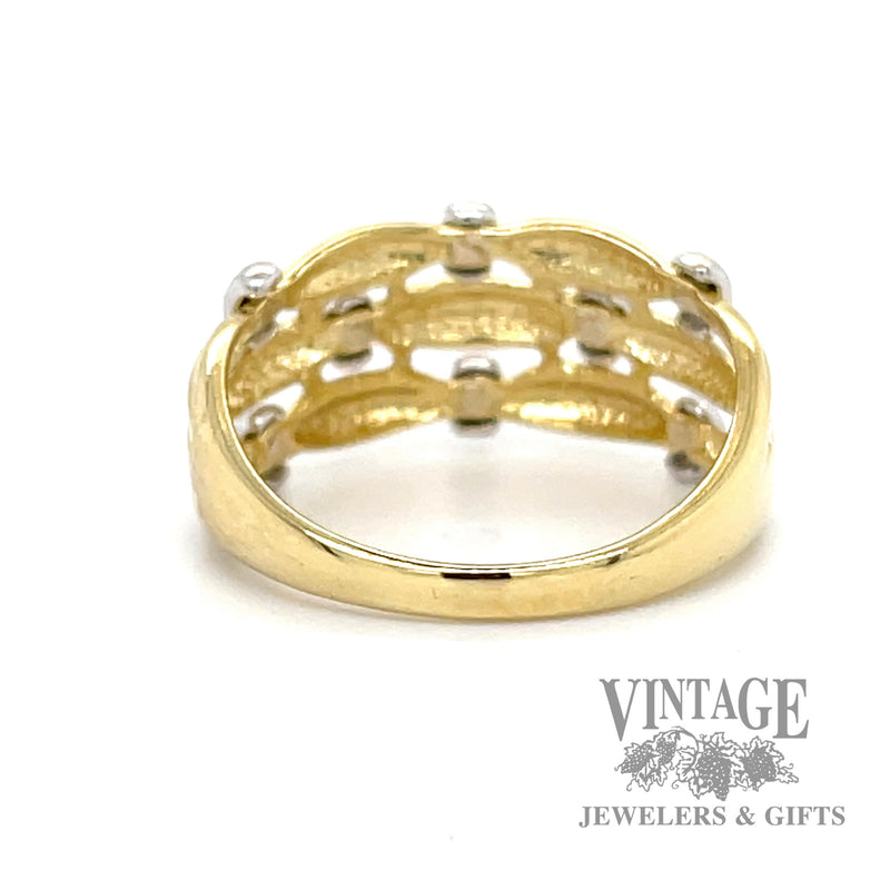 18k yellow gold ring with gathered band design and diamond accents bottom