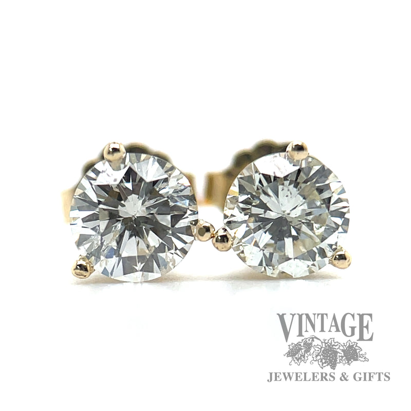 1.355 ctw natural diamond 14k gold stud earrings macro