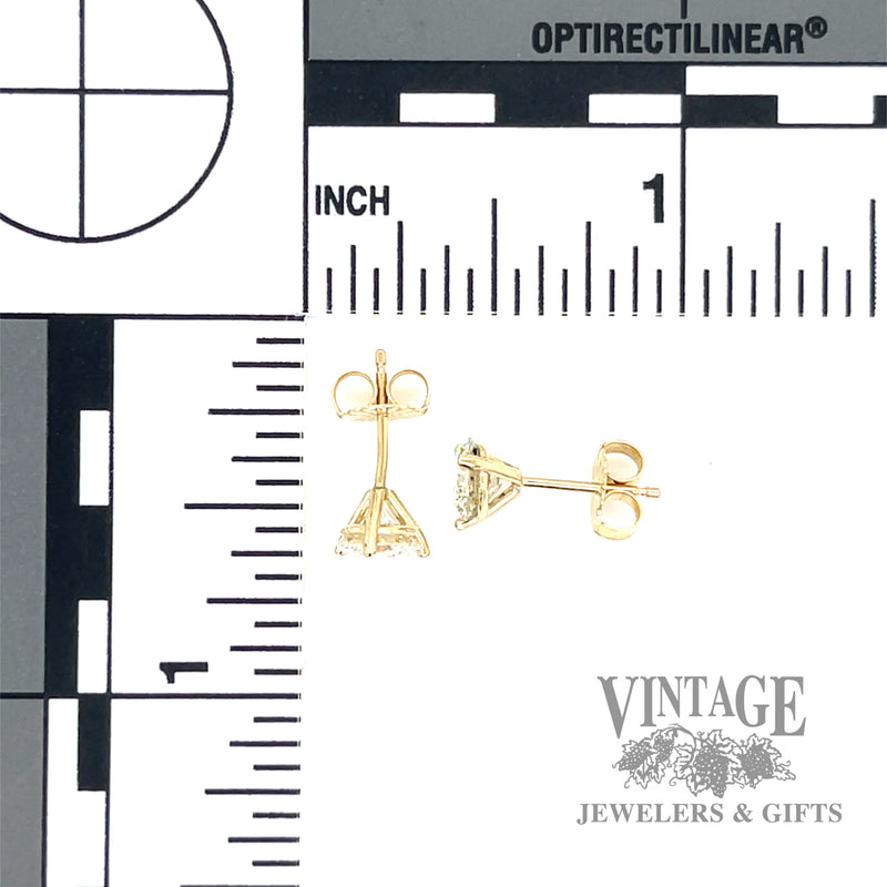 1.355 ctw natural diamond 14k gold stud earrings scale