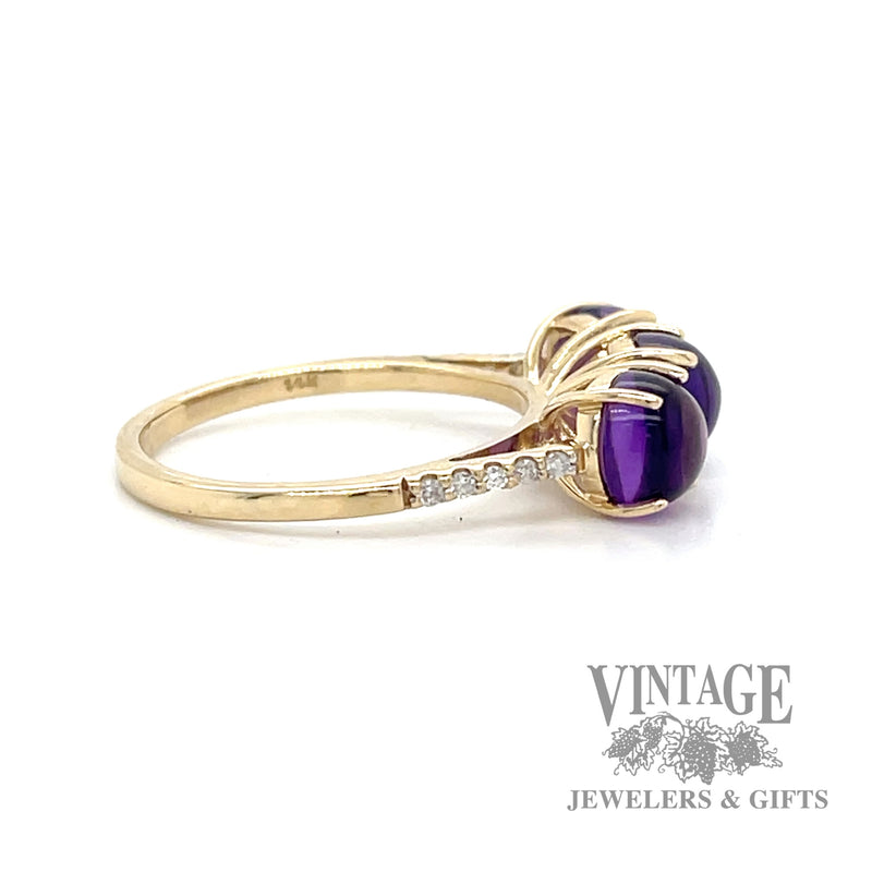Amethyst cabochon 14k three stone ring side2