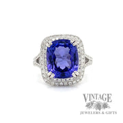 White gold tanzanite diamond ring
