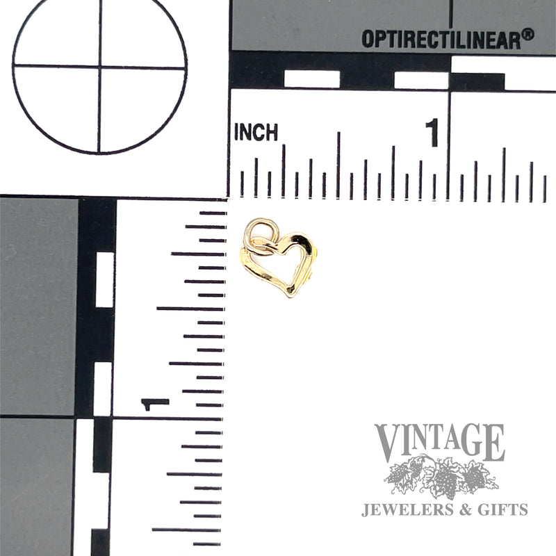 Heart and leaves 10k gold pendant back and scale