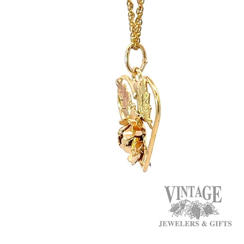 Black Hills Gold rose and leaf heart pendant side