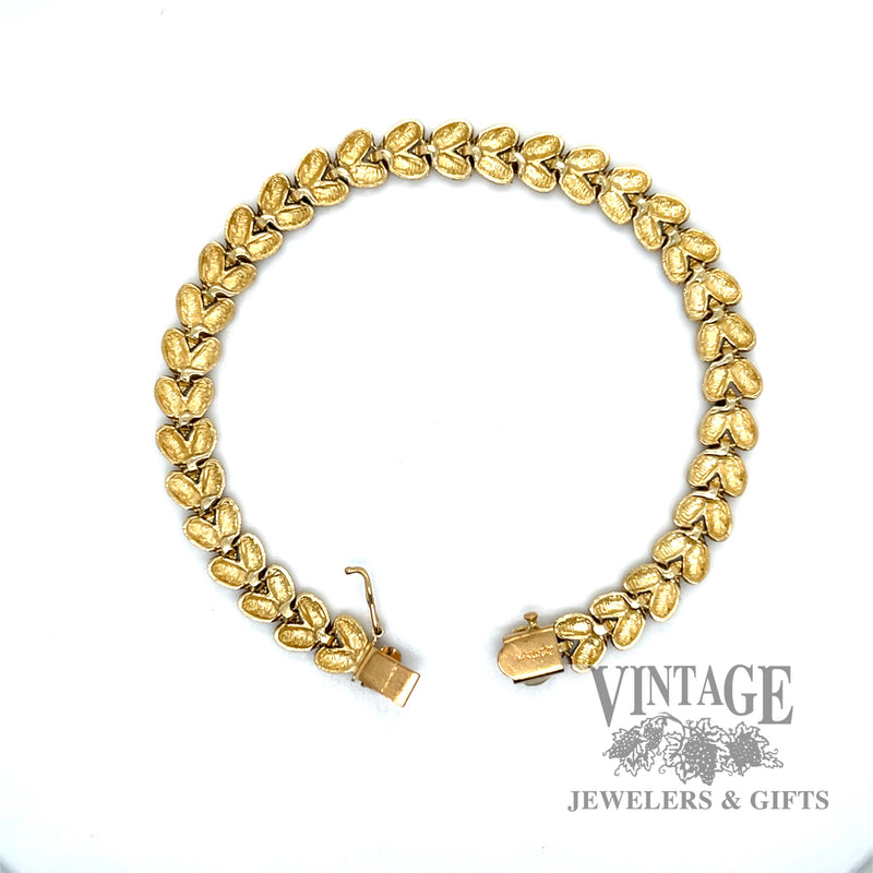 7.5" heart link 14k gold bracelet
