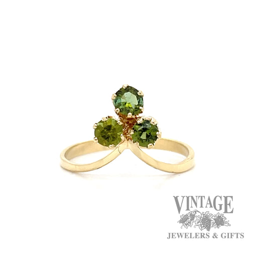 Peridot three stone 17k gold ring