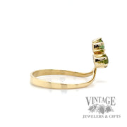 Peridot three stone 17k gold ring side2