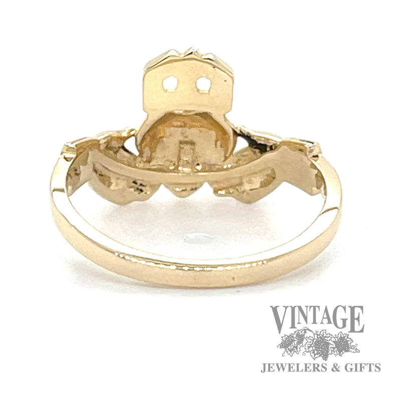 Claddagh 14k gold ring band