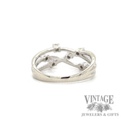 intertwining 14k white gold ring band with diamond accents bottom