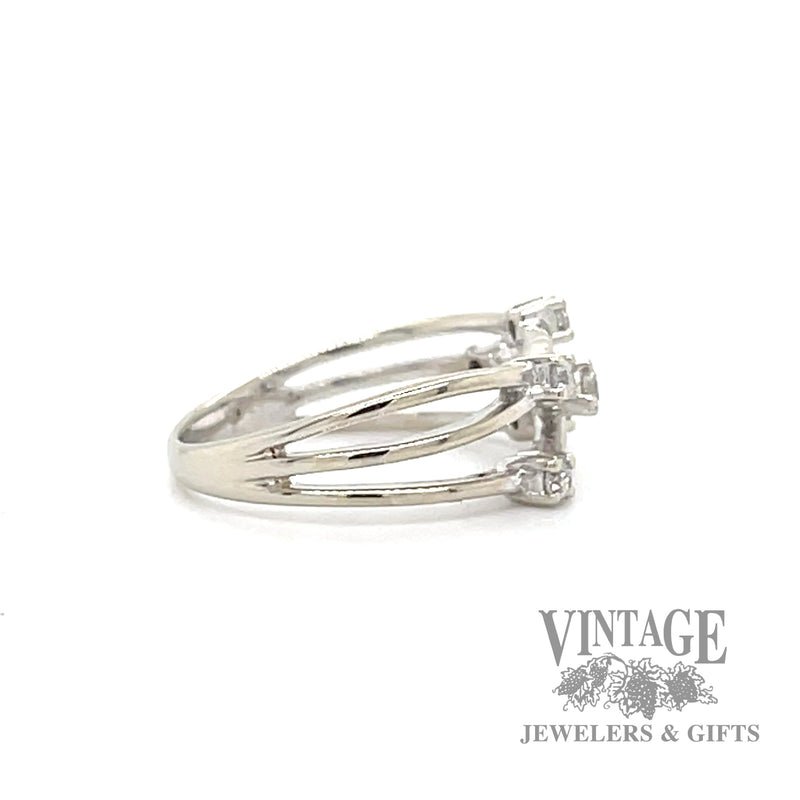 intertwining 14k white gold ring band with diamond accents side2