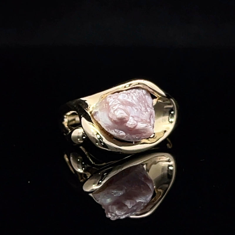 Freshwater pearl 14k gold freeform ring