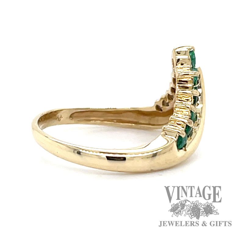 Natural emerald and diamond chevron shaped 14k gold ring band side2